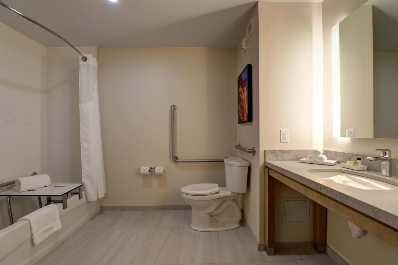Candlewood Suites - Kingston West By Ihg Екстер'єр фото