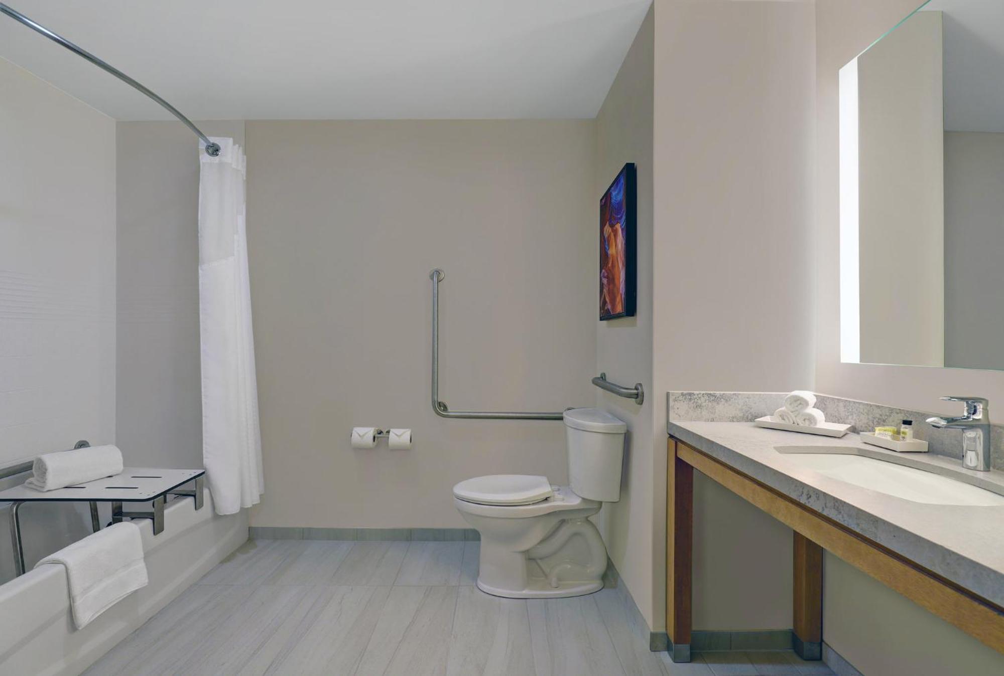 Candlewood Suites - Kingston West By Ihg Екстер'єр фото